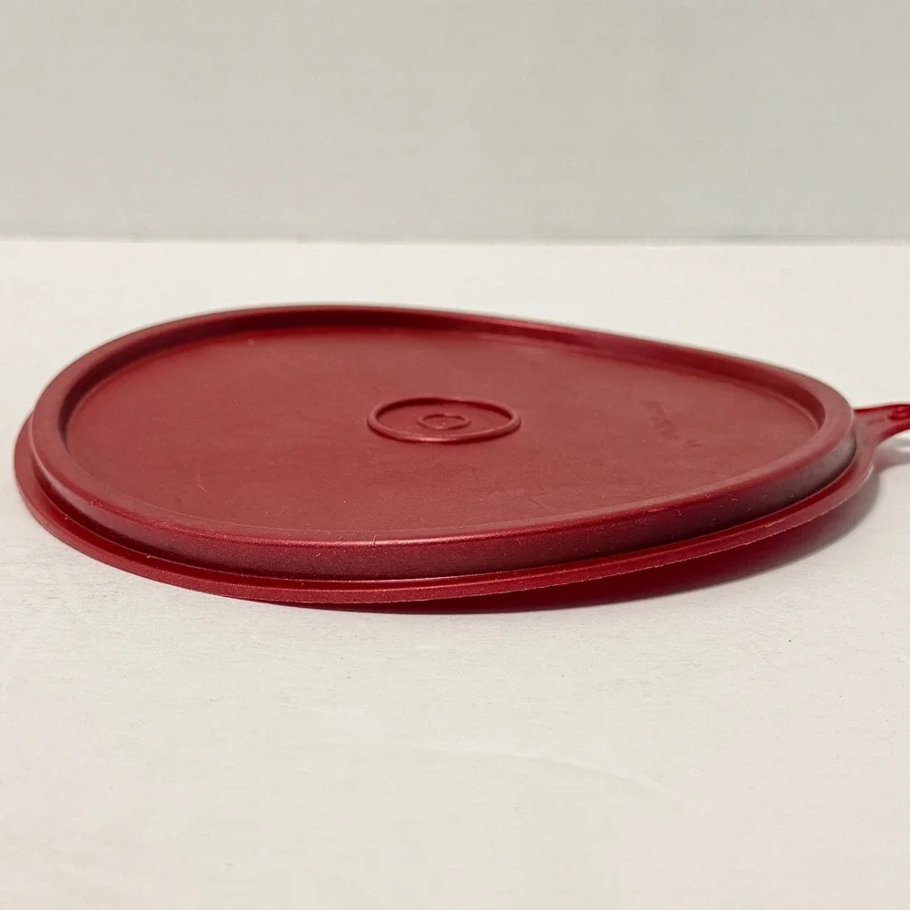Tupperware Red Replacement Lid 227-43 Size‎ C Round 6.5 Inch Made in USA *